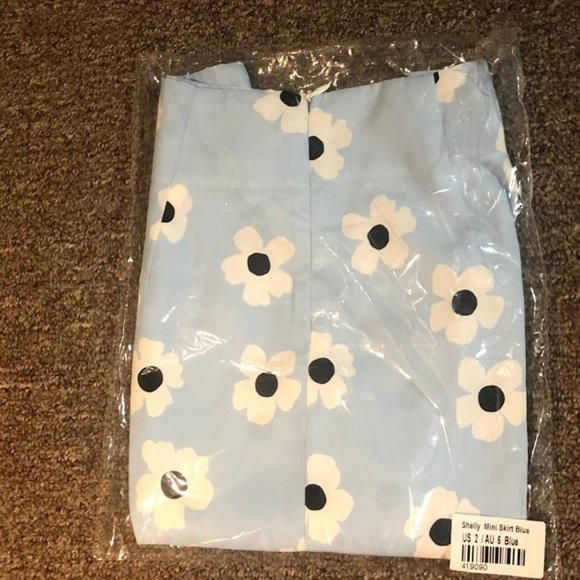 Shelly skirt from Princess Polly - Picture 4 of 5